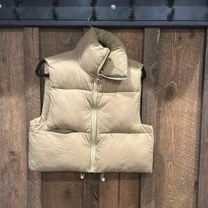 Cropped tan puffer vest